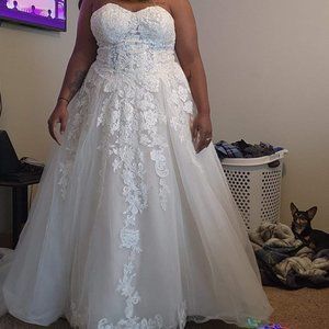 David's Bridal Wedding Dress
